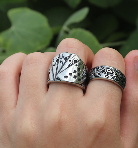 Cards Ring