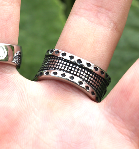Cards Ring
